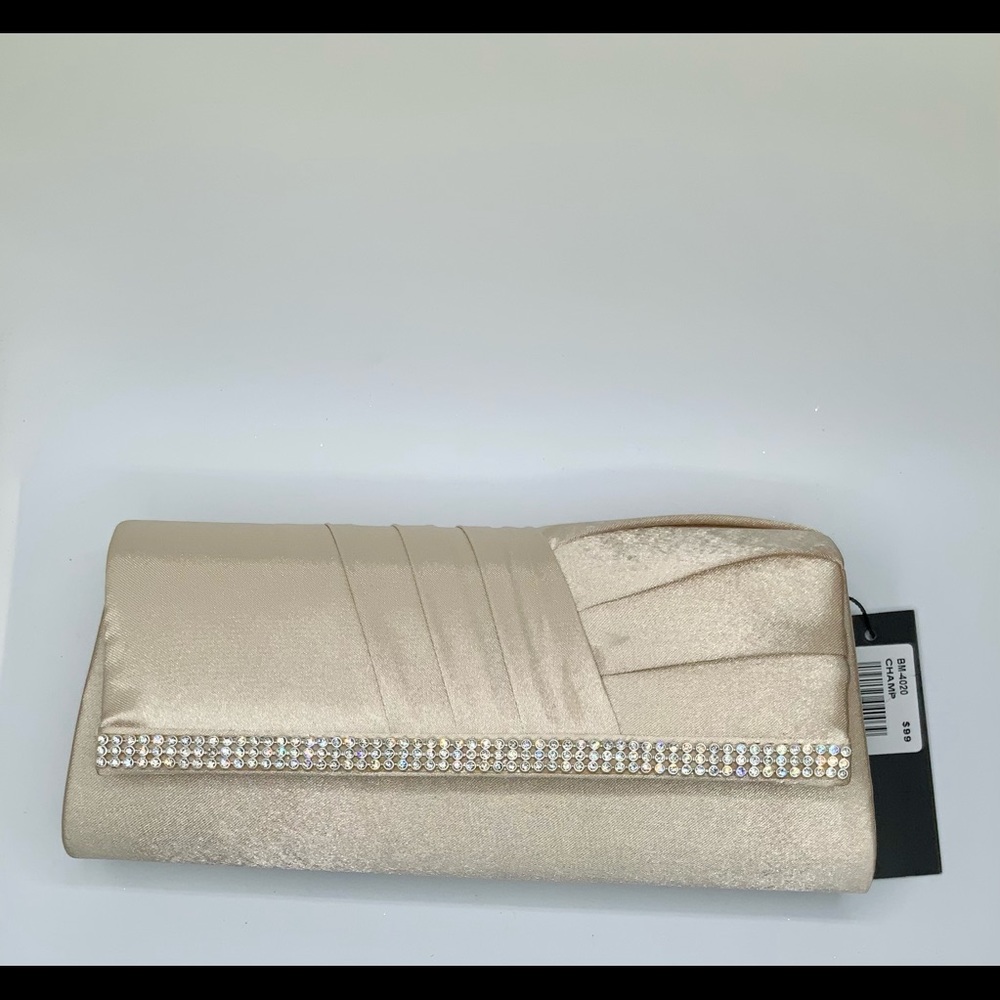 Badgley Mischka Women’s Clutch Purse
